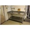 Image 1 : STAINLESS STEEL HAND WASH PREP- TABLE WITH SINK