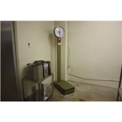 ACCU-WEIGH SPRING SCALE