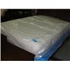 Image 1 : Queen size memory foam mattress and boxspring set