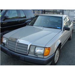 1989 Mercedes 300E