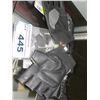 Image 1 : One pair of impact reducing work gloves