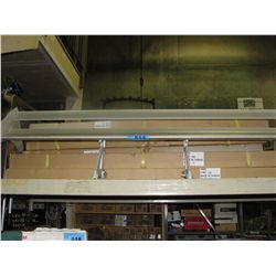 Automobile whale tale rear spoiler attachement