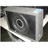 Image 1 : Pioneer automobile subwoofer with box