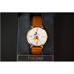 The Walt Disney Co. Pulsar Quartz Mens Wrist Watch W/Brown Leather Band; EST. $60-90