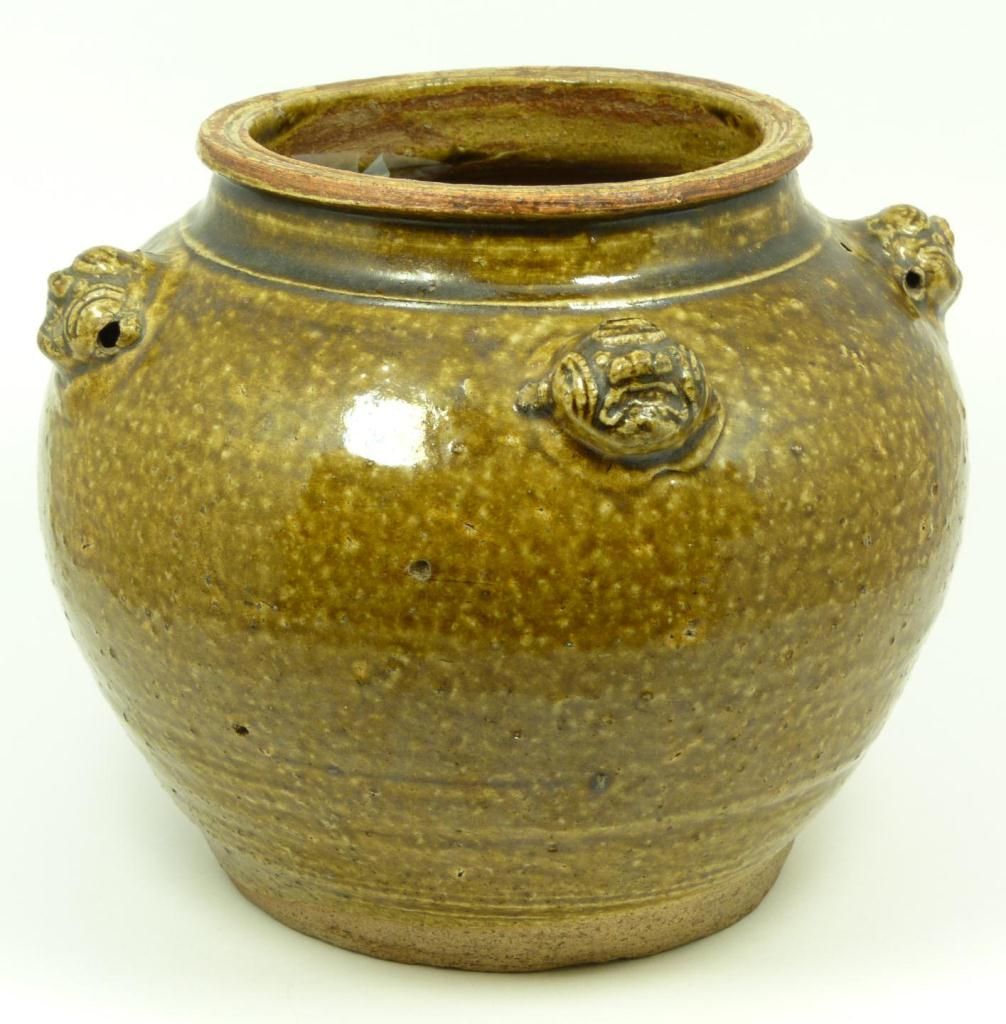 CHINESE MING DYNASTY GLAZED POTTERY VASE