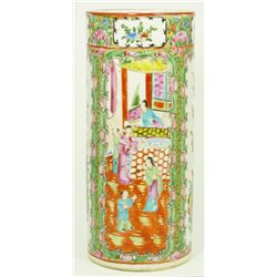 CHINESE ROSE MEDALLION PORCELAIN BRUSH POT