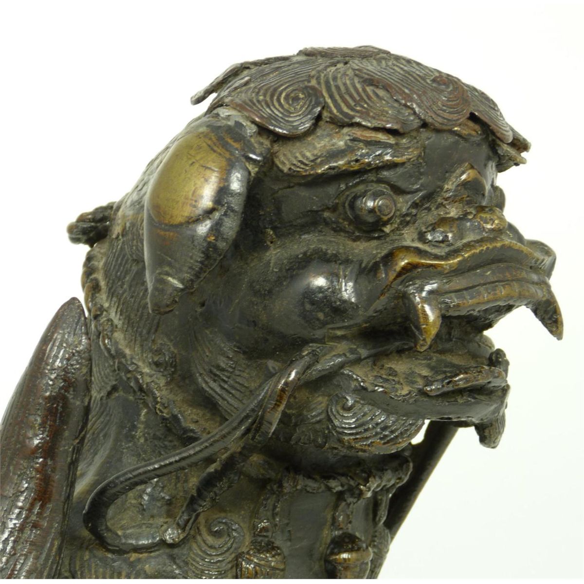 ANTIQUE CHINESE BRONZE FOO DOG SCULPTURE