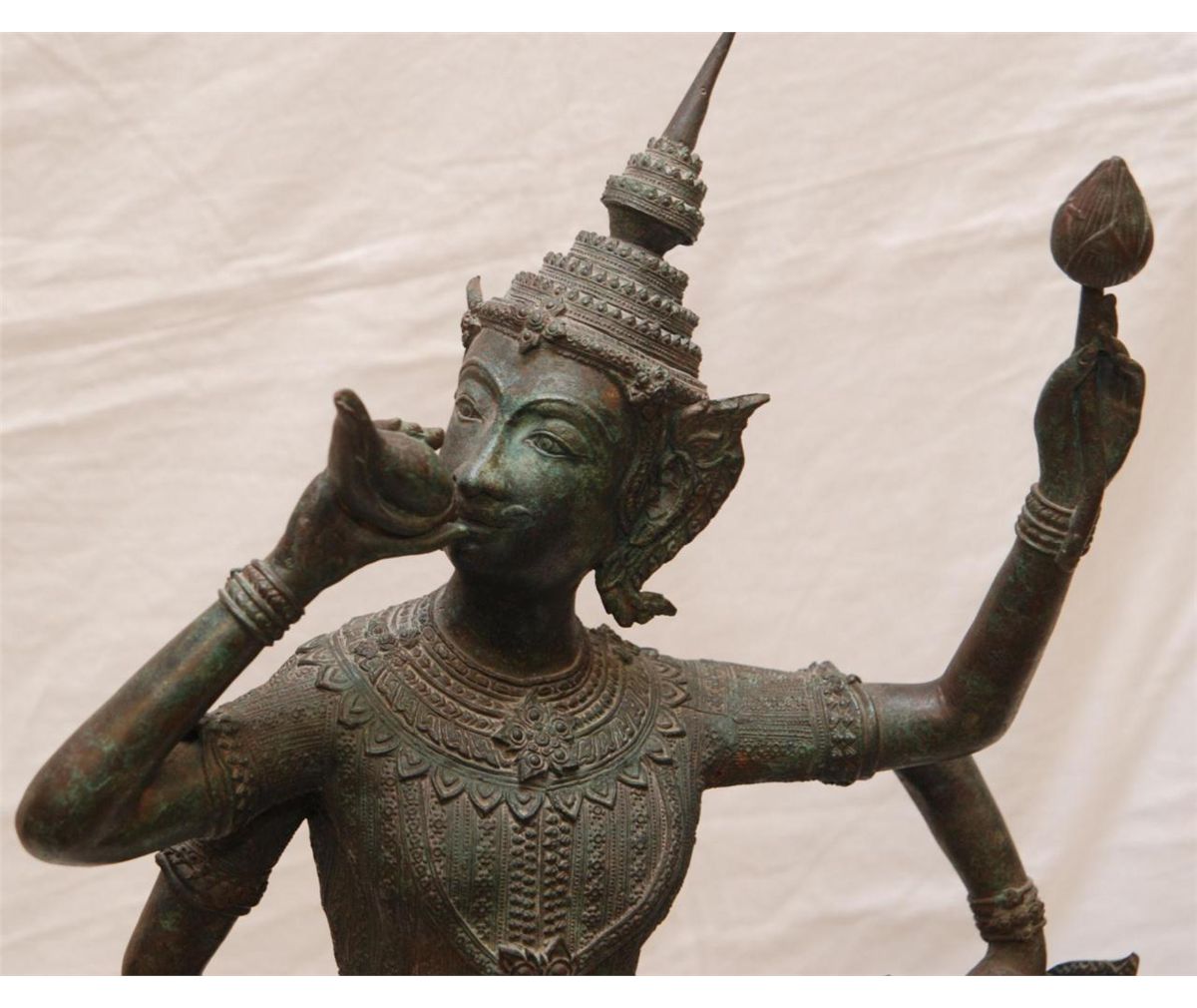 ANTIQUE THAI BRONZE SCULPTURE OF 4 ARMED GOD