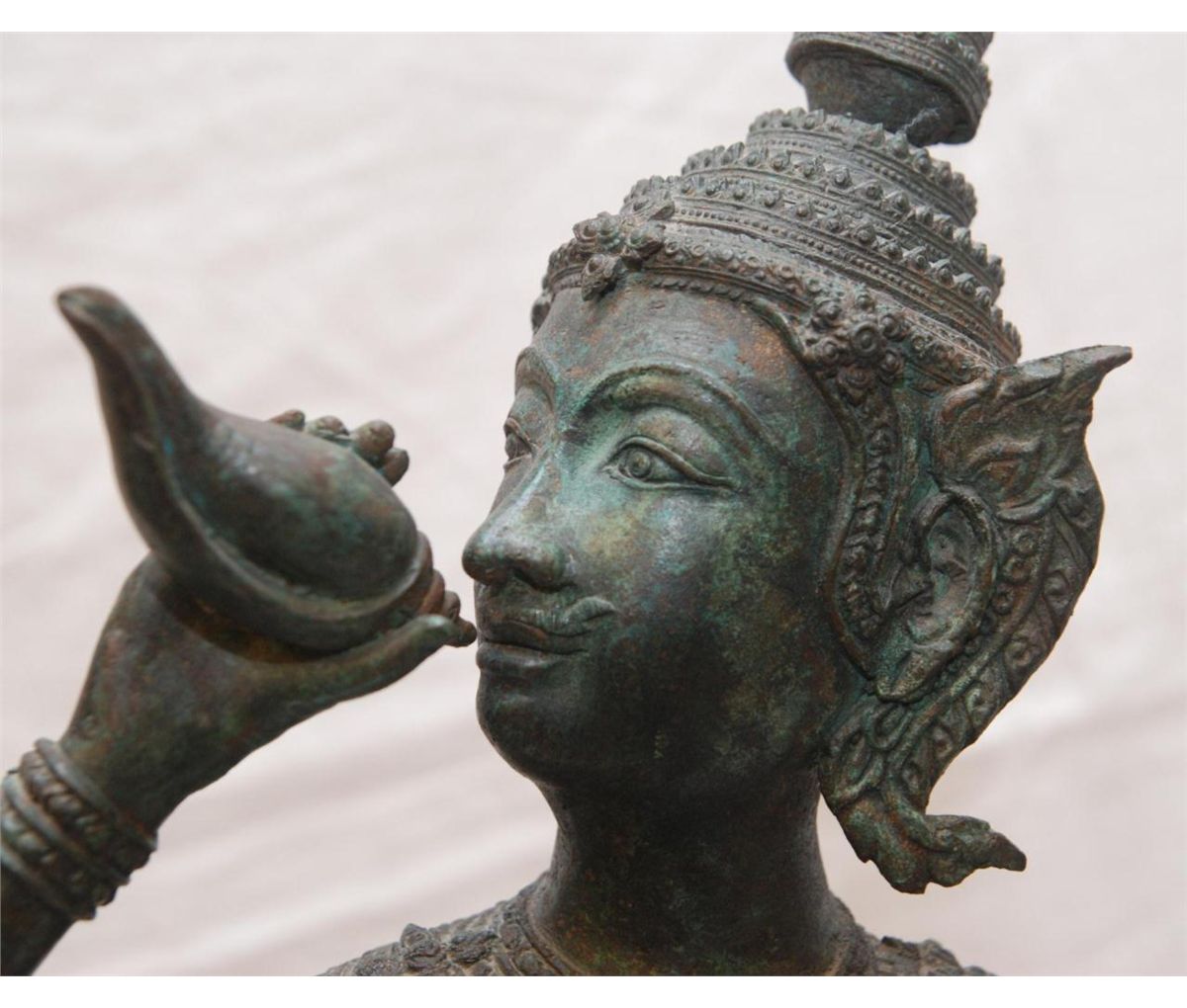 ANTIQUE THAI BRONZE SCULPTURE OF 4 ARMED GOD