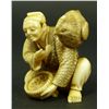 Image 4 : 4 JAPANESE CARVED IVORY NETSUKE & STUDY