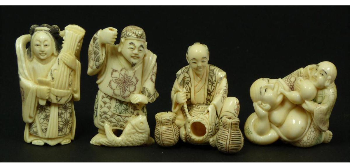4 JAPANESE IVORY POLYCHROMED NETSUKE FIGURES