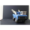 Image 3 : MIGHTY TONKA DOUBLE BOOM TOW TRUCK  - 16.5" X 8"