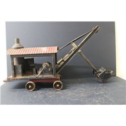STEEL CRAFT STEAM SHOVEL - SHOVEL NEEDS  TO BE HOOKED UP - EVERYTHING WORKS FINE