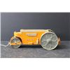 Image 1 : DIE CAST ROLLER - 9.5"