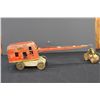 Image 1 : SOLID WYANDOTTE CRANE - NEEDS PAINT - 20"