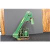 Image 1 : BARBER GREEN PORTABLE LOADER - WORKS - NEEDS 1 CHAIN