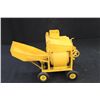 Image 1 : METAL CEMENT MIXER - NO NAME