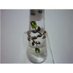 17.25 CTW RODOLITE AND PERIDOT RING .925 STERLING SILVE