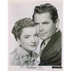 Anne Baxter and Glenn Ford