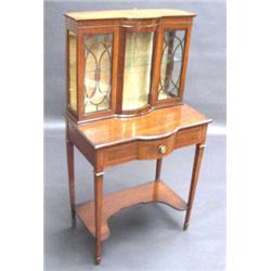 Small 1920s Sheraton revival inlaid mahogany