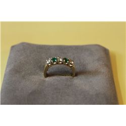 ONE LADIES 14KT YELLOW GOLD AND WHITE GOLD NATURAL