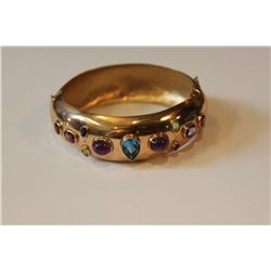 ONE 10KT YELLOW GOLD CUSTOM & HAND MADE COLOURED