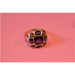 ONE LADIES 14KT YELLOW GOLD NATURAL AMETHYST &