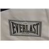 Image 4 : HAND SIGNED MUHAMMAD ALI EVERLAST BOXING ROBE