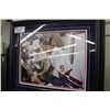 Image 1 : 16X20 OF WAYNE GRETZKY AND GORDIE HOWE HAND