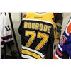 Image 1 : HAND SIGNED RAY BOURQUE JERSEY