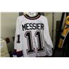 Image 1 : HAND SIGNED MARK MESSIER JERSEY
