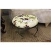 Image 1 : SMALL DECORATIVE STOOL
