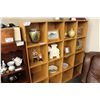 Image 1 : 5' X5' 16 SHELF WALL UNIT