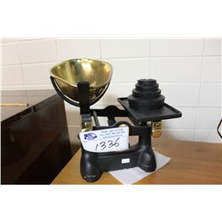 BRASS AND BLACK WEIGH SCALE