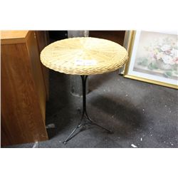 WICKER TOP SIDE TABLE