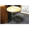 Image 1 : WICKER TOP SIDE TABLE