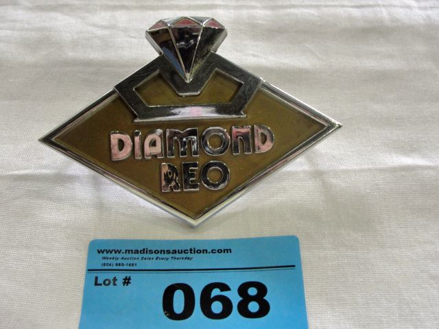 Diamond Rio truck emblem