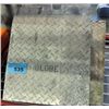 Image 1 : Pair of globe checkerplate ramps