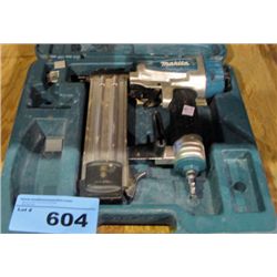 Mikita air stapler