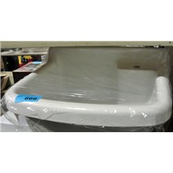 Laundry sink with faucet set
