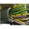 Image 1 : rubbermaid garbage container and contents;