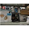 Image 1 : Shelf lot of small kitchen appliances, table lamp