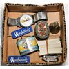 Image 1 : SMall box of assorted collectable items