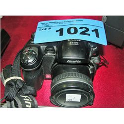 Fujifilm fine pics digital camera