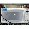 Image 1 : Panasonic inverter white microwave