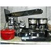 Image 1 : Shelf lot of small kitchen appliances, electronics