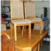 Image 1 : Oak dining table with 2 leafs and 6 chairs