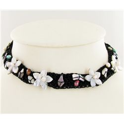 Crocheted Shell Choker Necklace (JEW-4357)