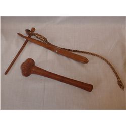 War club and Rope Winder.