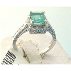 18K GOLD DIAMOND AND EMERALD RING